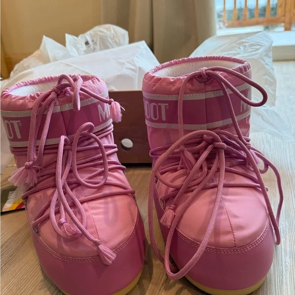 Moon Boot pink icon low nylon Snow Boots - Picture 4 of 7